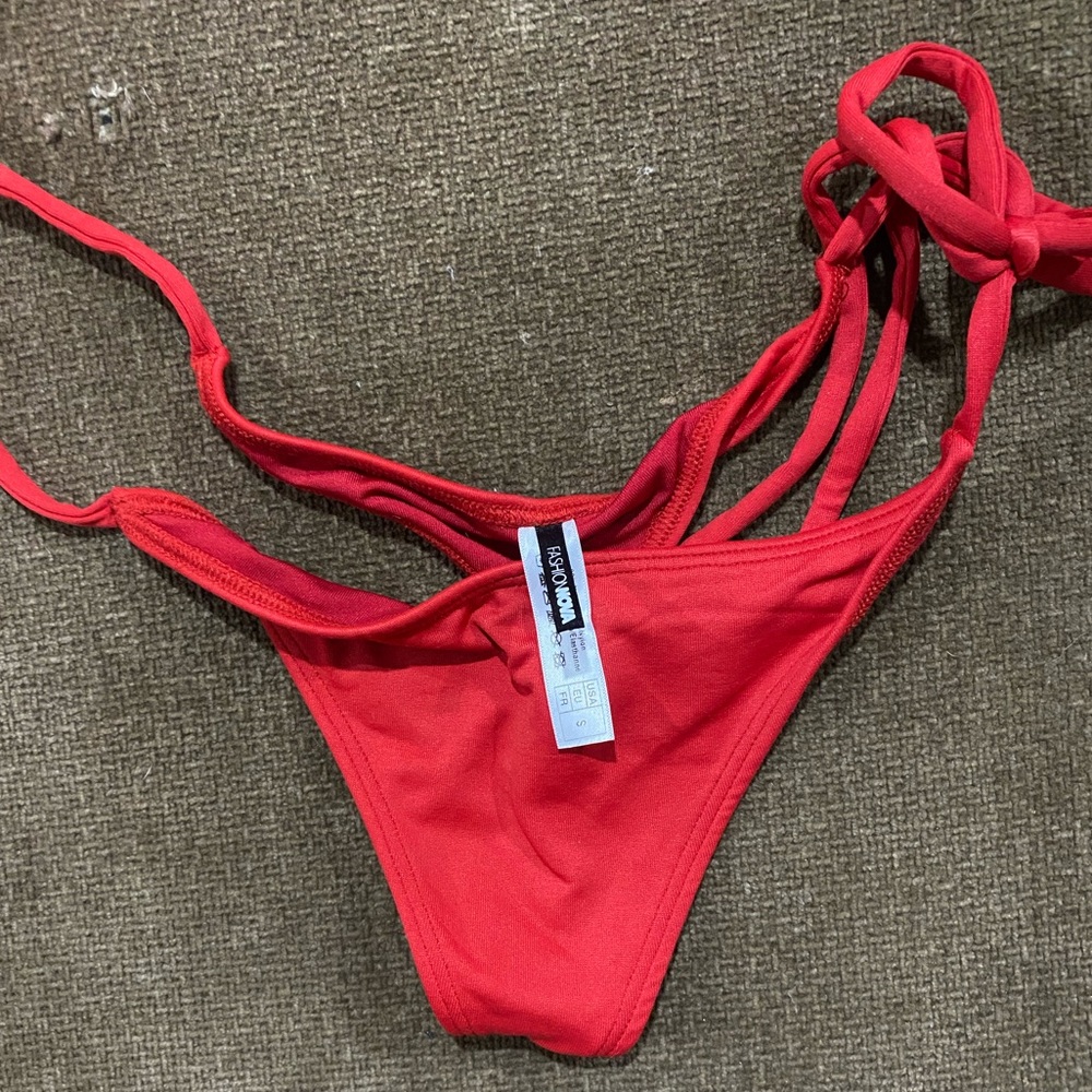 Fashion Nova bikini bottoms